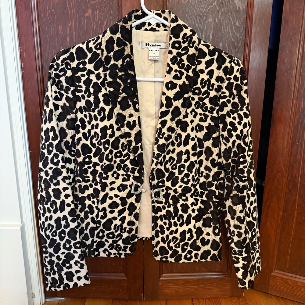 BOGO Nygard Collection Vintage Black & Cream Animal Print Blazer